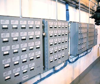 122 Class 1000 E-Mon D-Mon meters installed in multiple meter units