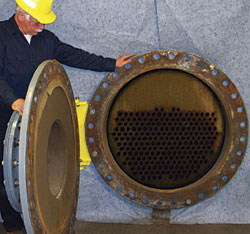 Condenser Cover Hinge: Universal Hinge Corp.