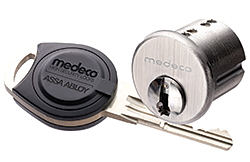 Electronic Lock Cylinder: Medeco Security Locks Inc.