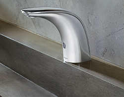 Faucet: Moen Inc.