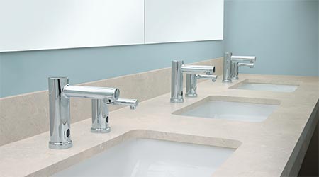 Faucet: Moen