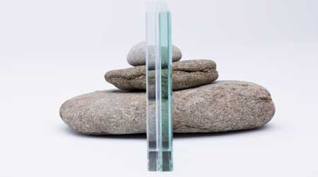 Low-Iron Shower Glass Maximizes Clarity and Color Neutrality: Guardian Glass North America