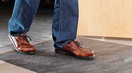 Self adhesive floor mat: New Pig