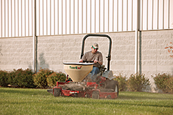 Spreader Attachment: TurfEx