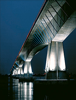 Floodlights: Schréder Lighting USA